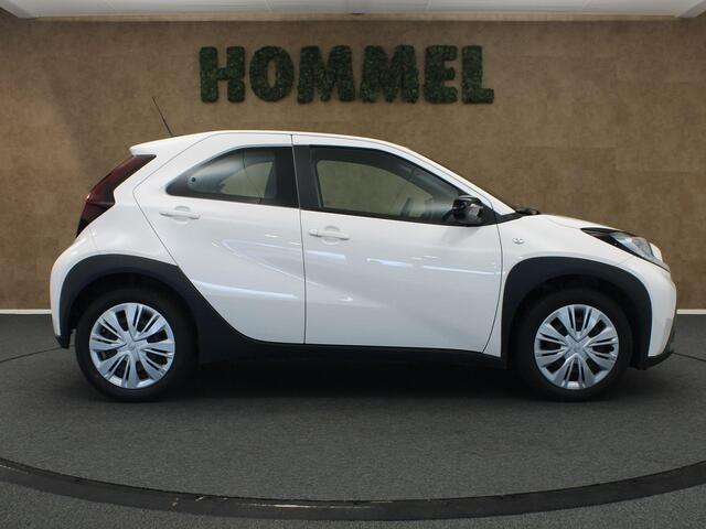 Toyota AYGO X 1.0 VVT-i MT Play - ORIGINEEL NEDERLANDSE AUTO - ACHTERUITRIJ CAMERA - AIRCO - BLUETOOTH - APPLE CARPLAY/ ANDROID AUTO - ADAPTIEVE CRUISE CONTROL - DAB AUDIO