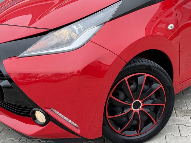 Toyota AYGO 1.0 VVT-i x-play | Camera