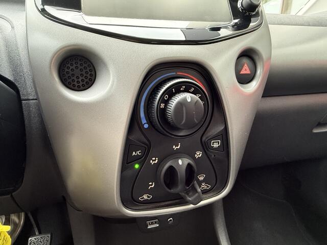 Toyota AYGO 1.0 VVT-i x-play | Camera