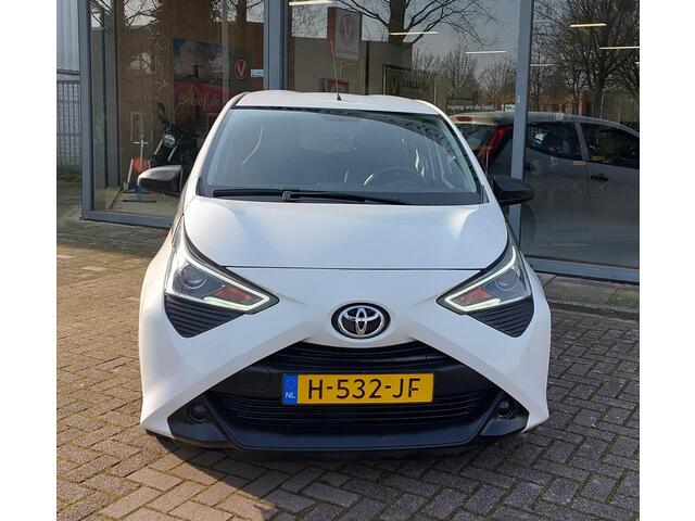 Toyota AYGO 1.0 VVT-i x-fun