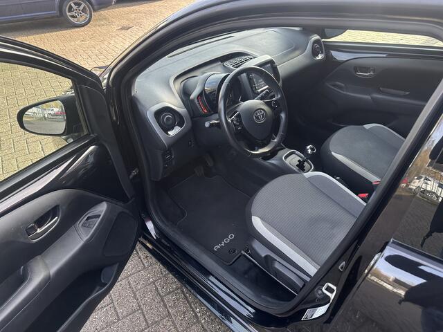 Toyota AYGO 1.0 VVT-i x-play | Camera | Apple Carplay / Android Auto
