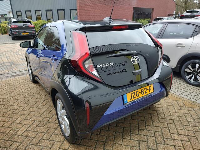 Toyota AYGO X 1.0 VVT-i MT Pulse Camera Carplay-Navi Two-Tone Stoelverwarming Airco