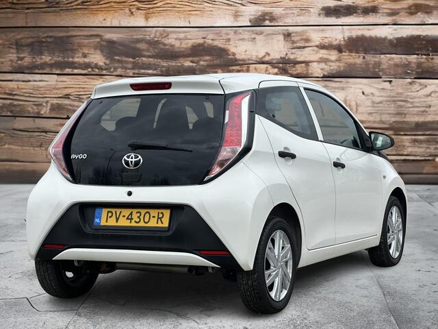 Toyota AYGO 1.0 VVT-i x-fun | NAP | NL Auto | Licht metalen velgen | Cruis | Airco | Bluetooth