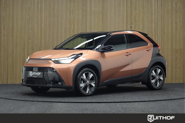 Toyota AYGO X Hybrid 115 pulse Easy Pack | Nieuw uit voorraad leverbaar! | Adaptive-cruise | Camera | Clima | Maps Navigatie | Parkeersensoren | Apple Carplay & Android Auto | Keyless | Stoelverwarming