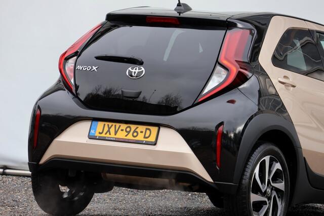 Toyota AYGO 1.0 VVT-i MT Pulse - 72 pk **Bi-tone / Camera / Carplay