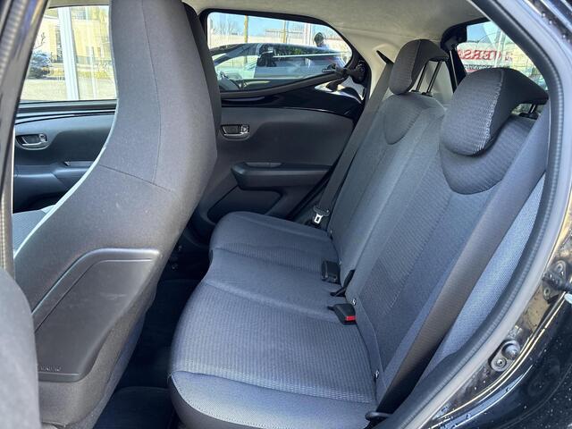 Toyota AYGO 1.0 VVT-i x-joy **CLIMATE CONTROL/ AUTOMATISCHE DIMLICHTEN/ BEGRENZER**