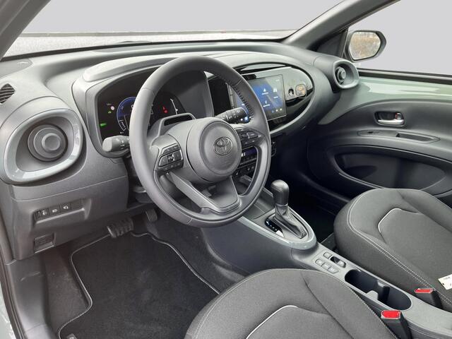 Toyota AYGO X Hybrid 115 Black Edition | Stoelverwarming | Park. Sensoren | AC
