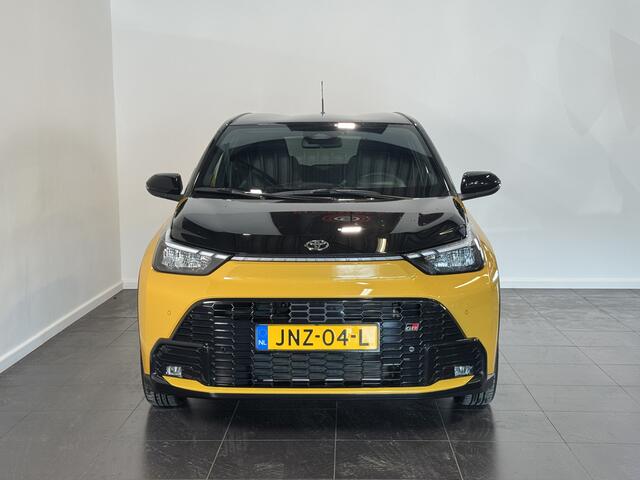 Toyota AYGO X Hybrid 115 GR Sport | JBL Audio | Stoelverwarming | Parkeersensoren rondom |