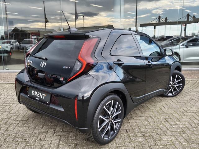 Toyota AYGO X 1.5 Hybrid GR Sport | JBL | Sensoren v/a | Stoelverwarming