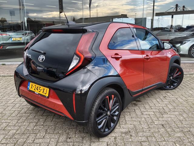 Toyota AYGO X 1.0 VVT-i S-CVT Premium | Sensoren v/a | JBL | Navi | Adaptive C