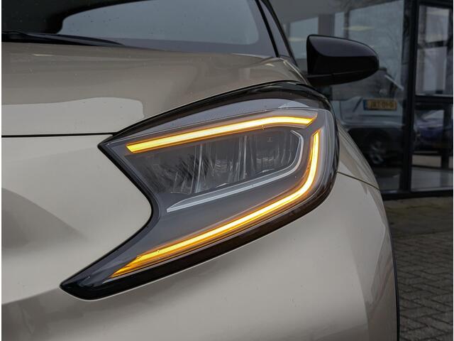 Toyota AYGO X 1.0 VVT-i MT Premium | JBL | Stoelverw. | PDC V+A | Climate control | Keyless | Qi-lader | Camera