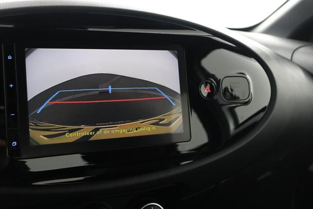 Toyota AYGO X 1.0 VVT-i MT Play | Apple carplay & Android auto | Parkeer camera | Cruise control |