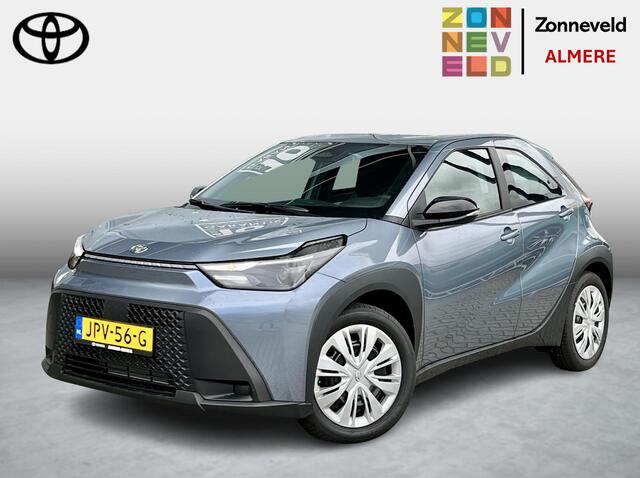 Toyota AYGO X Hybrid 115 play