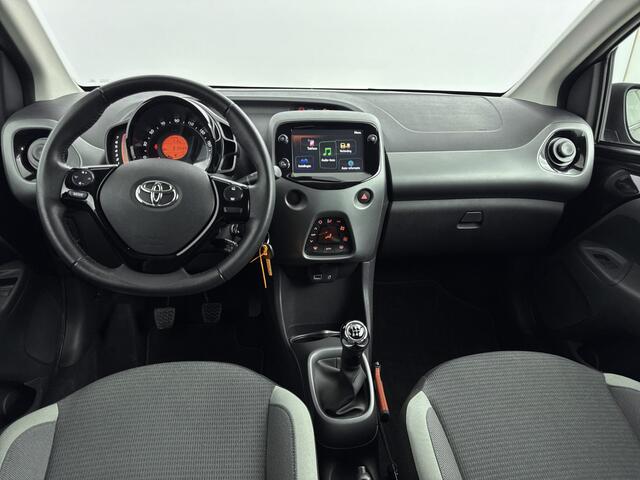 Toyota AYGO 1.0 VVT-i x-joy 12-02 aangemeld Leseman