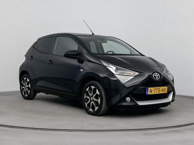 Toyota AYGO 1.0 VVT-i x-joy 12-02 aangemeld Leseman