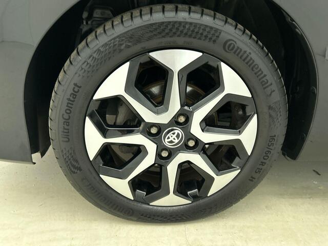 Toyota AYGO 1.0 VVT-i x-joy Automaat | Climate Control | Apple Carplay/Android Auto | Navigatie | Camera achter | Cruise Control | 15"LM Velgen