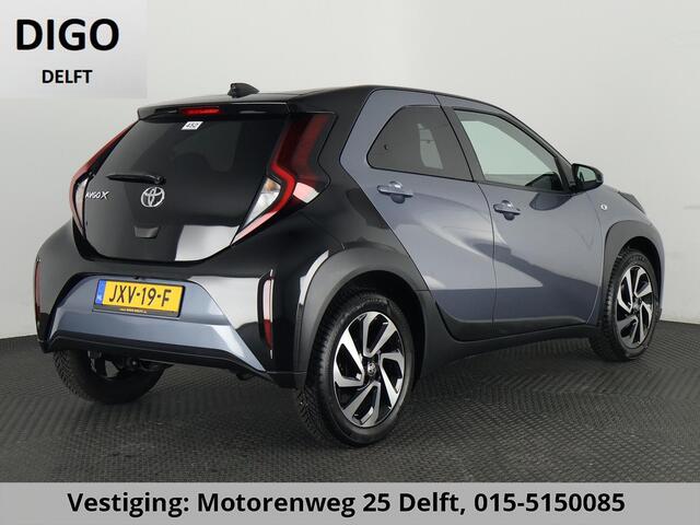 Toyota AYGO X 1.0 VVT-i PULSE PACK BI-TONE GARANTIE 3-2035! CARPLAY NAVI.STOELVERWARMING. ADAPTIVE CRUISE CONTROLL