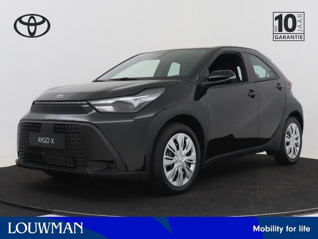 Toyota AYGO X Hybrid 115 play