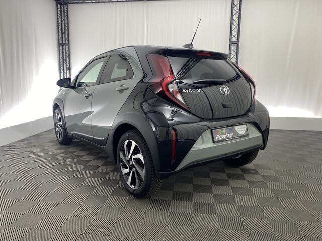 Toyota AYGO X 1.0 VVT-i S-CVT Pulse Automaat | Apple Carplay | Stoelverwarming | Cruise | Parkeersensoren voor en achter | Camera