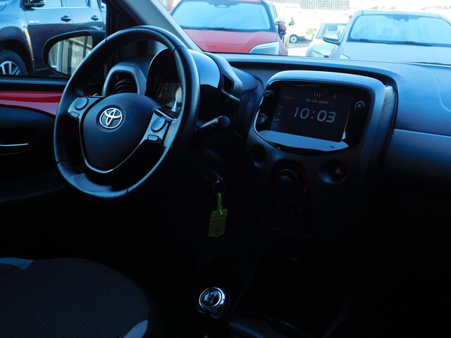 Toyota AYGO 1.0 VVT-i x-play