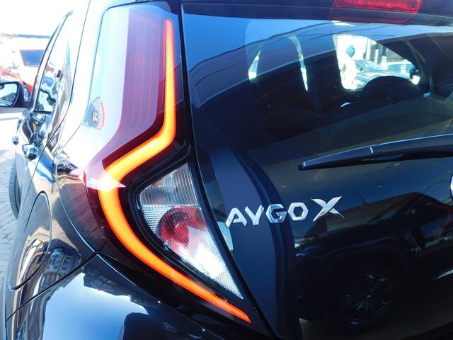 Toyota AYGO X 1.0 VVT-i MT Play
