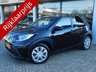 toyota-aygo-x-1.0-vvt-i-mt-play