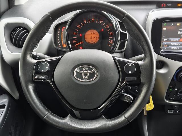 Toyota AYGO 1.0 VVT-i x-play | Navi | Achteruitrijcamera | Airco | Radio
