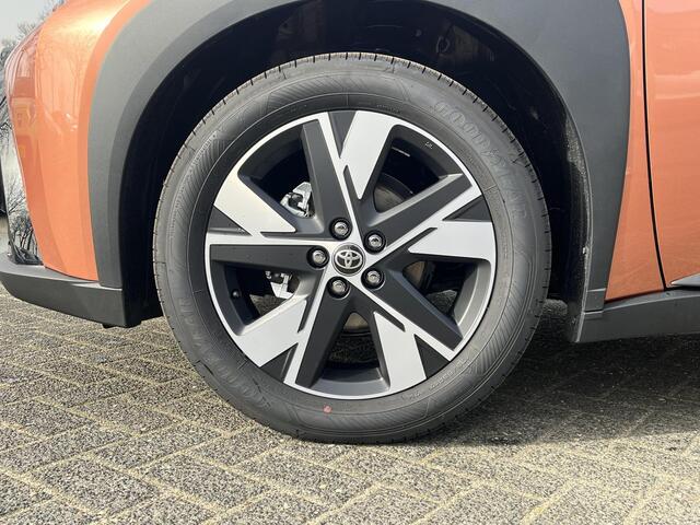 Toyota AYGO X Hybrid 115 pulse | Cinnamon met zwart dak | Nieuw uit voorraad leverbaar |