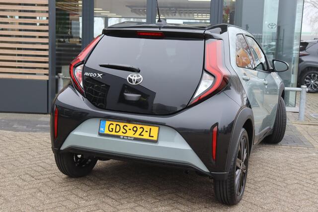 Toyota AYGO X 1.0 VVT-i Pulse, Zwarte velgen 18 inch