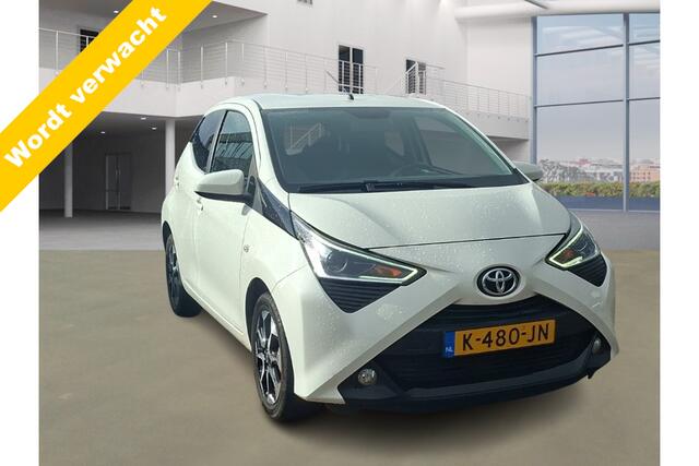 Toyota AYGO 1.0 VVT-i x-Joy AUT! 1e Eig! Camera! Climatronic! 29-12-2020! VERWACHT!