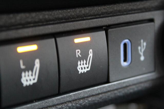 Toyota AYGO X 1.0 VVT-i MT Premium | Rijklaar | Stoelverw. | Sensoren v+a | JBL | DAB | Camera | LED | Keyless | Dealer onderhouden