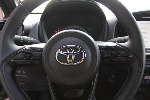 Toyota AYGO X 1.0 VVT-i MT Premium | Rijklaar | Stoelverw. | Sensoren v+a | JBL | DAB | Camera | LED | Keyless | Dealer onderhouden
