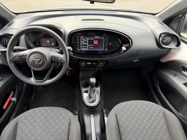 Toyota AYGO X 1.0 VVT-i S-CVT Pulse Automaat | All-wheather banden | Unieke KM-stand | 1e eigenaar