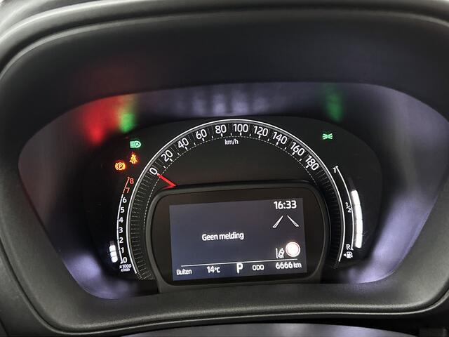 Toyota AYGO X 1.0 VVT-i S-CVT Premium Undercover Edition | PDC | Half Leer | Stoelverwarming