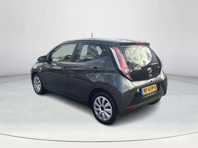 Toyota AYGO 1.0 VVT-i x-play