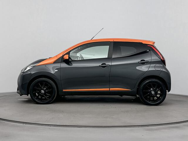 Toyota AYGO 1.0 VVT-i x-JBL Leseman aangemeld 4-2