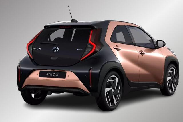 Toyota AYGO X Hybrid 115 envy, Smart Entry, Stoelverwarming, Camera, Sensoren!