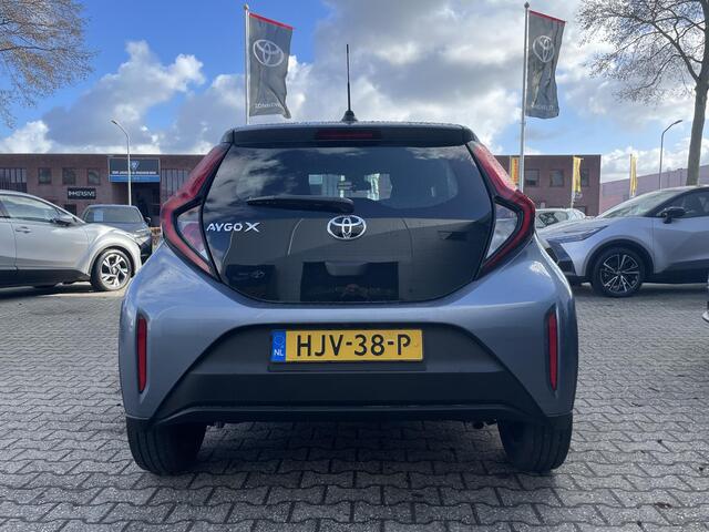 Toyota AYGO X 1.0 VVT-i MT Play