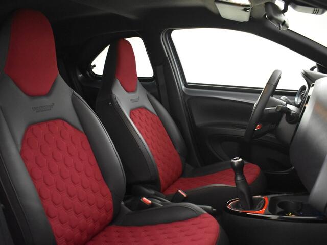 Toyota AYGO X 1.0 VVT-i MT Undercover | JBL | PDC V+A | Keyless