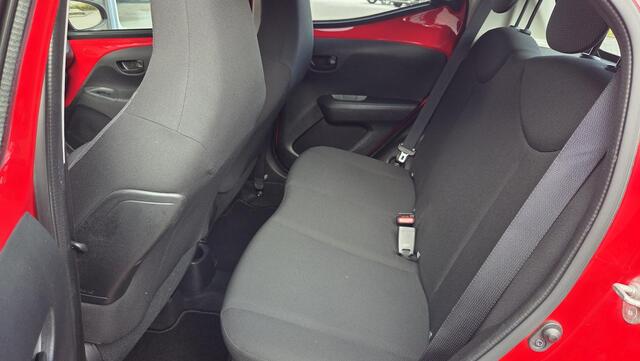 Toyota AYGO 1.0 VVT-i x-fun | Rijklaar | 5 Deurs | Airco