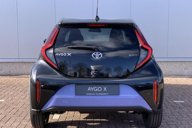 Toyota AYGO X Hybrid 115 pulse | Camera | Carplay | Keyless Start |