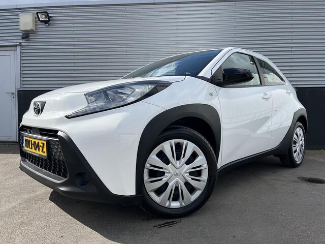 Toyota AYGO X 1.0 VVT-i S-CVT Play Automaat, Achteruitrij camera, navigatie Apple CarPlay/Android Auto, adaptieve cruise control, Start/Stop systeem