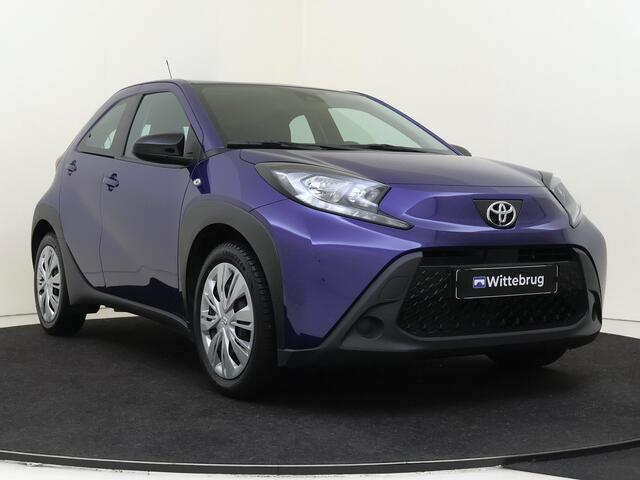 Toyota AYGO X 1.0 VVT-i MT Play