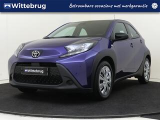 toyota-aygo-x-1.0-vvt-i-mt-play