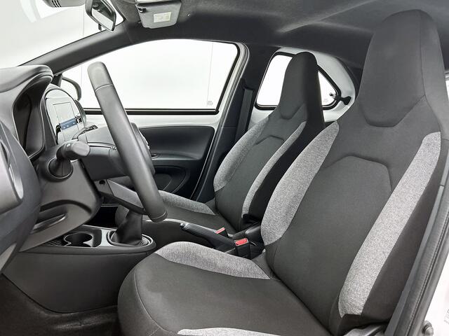 Toyota AYGO X 1.0 VVT-i MT Play | Apple CarPlay | Android Auto |