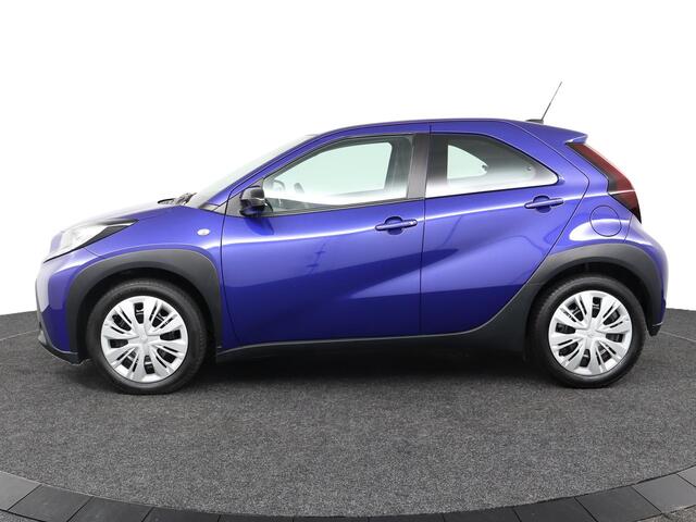 Toyota AYGO X 1.0 VVT-i MT Play | Apple Carplay/Android Auto |