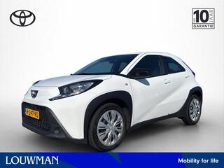 toyota-aygo-x-1.0-vvt-i-s-cvt-play-