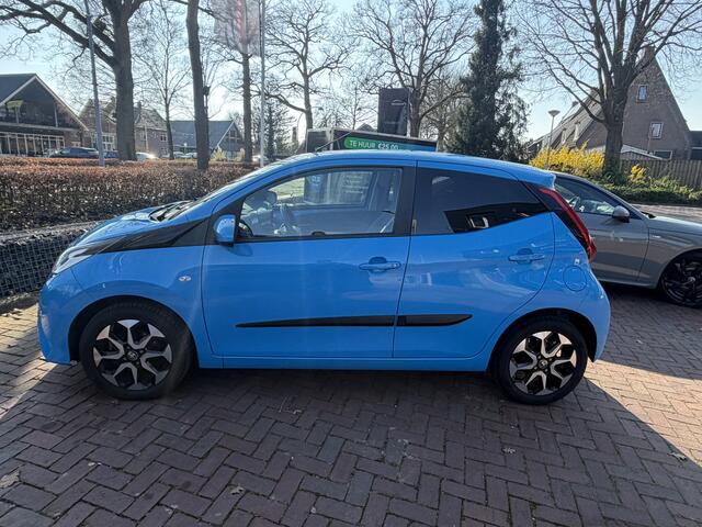 Toyota AYGO 1.0 VVT-i x-joy Apple Carplay/Android Auto km stand 10.000 Nap 1e eigen
