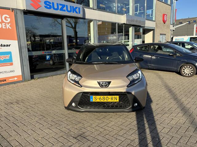 Toyota AYGO X 1.0 VVT-i S-CVT Play | Automaat | Stoelverwarming | Achteruitrijcamera |