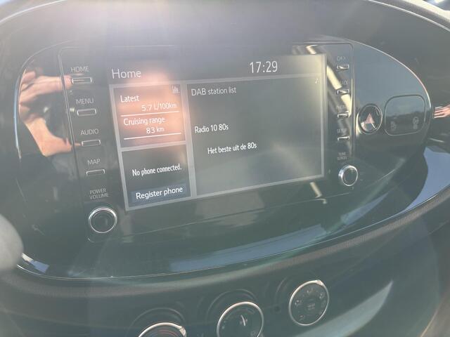 Toyota AYGO X 1.0 VVT-i S-CVT Play | Automaat | Stoelverwarming | Achteruitrijcamera |
